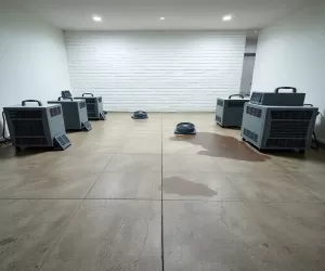 Osuszanie posadzki po zalaniu cena